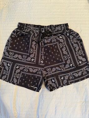 Men's Black Bandana Print Shorts